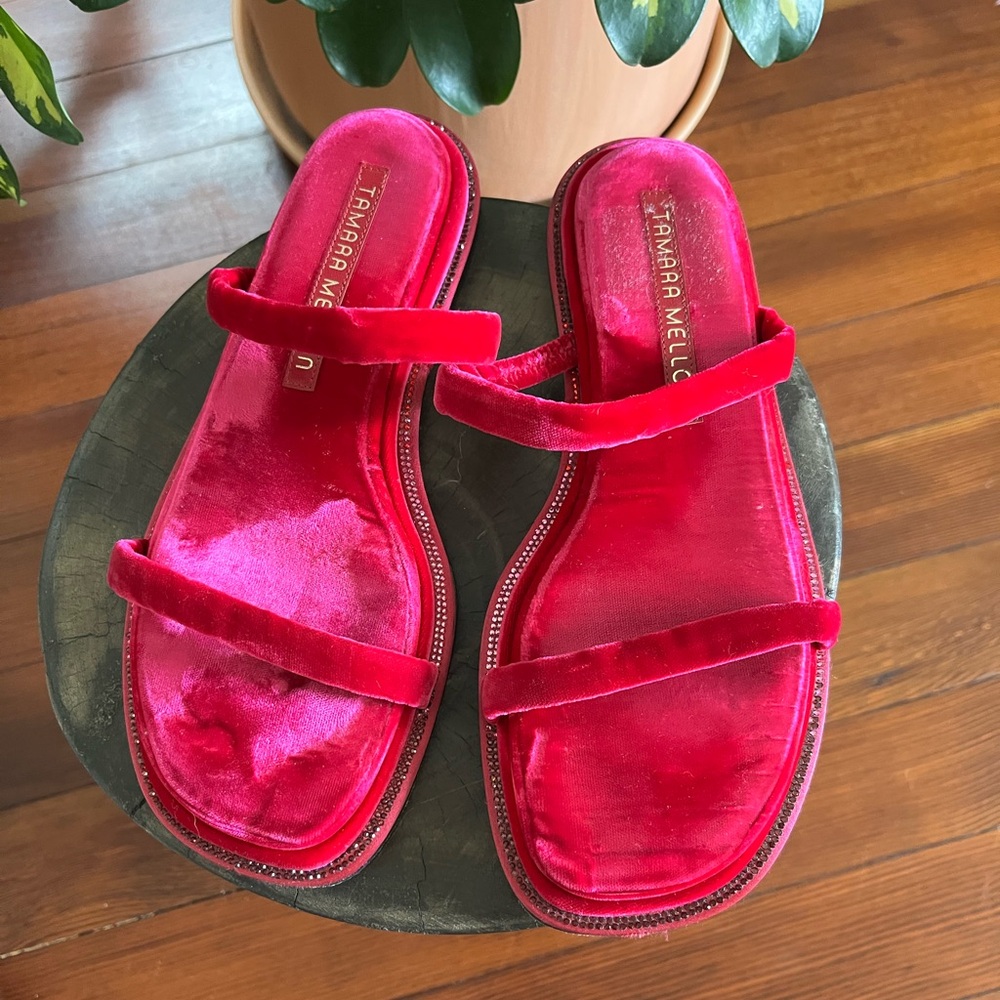 Tamara Mellon Fushia Pink slides Size 37 US 7